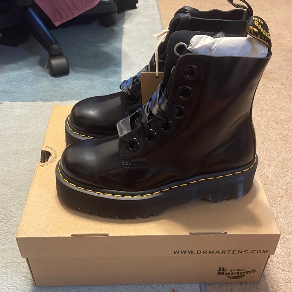Platform Dr. Martens